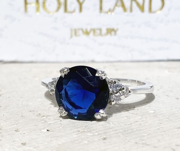 Blauer Saphir-Ring